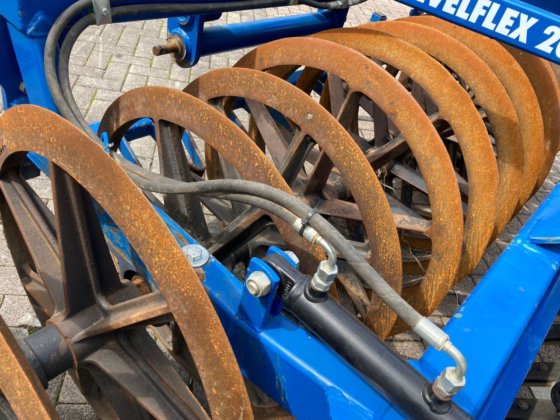 Dalbo 前置装载机