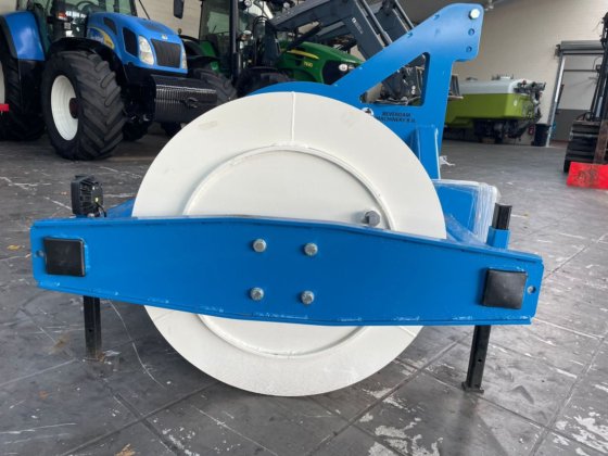 2025 料仓压实设备新款 2025