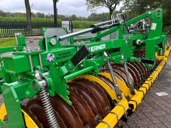 2014 4メートル前打ち機