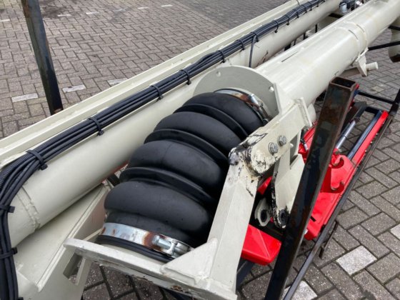 ヴェルヴァート・アンドックアーム