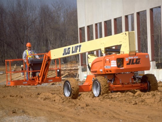 JLG M600JP