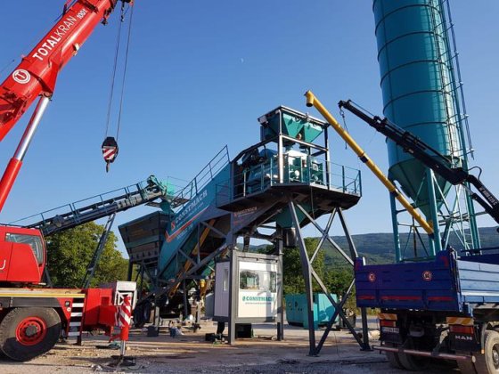 100立方/小时移动混凝土搅拌站