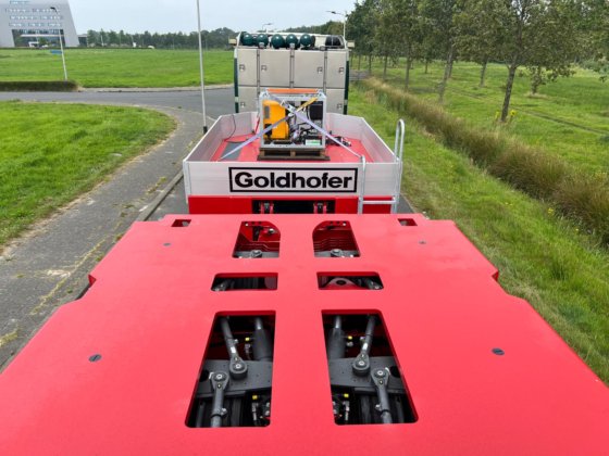 2025 新型ゴールドホーファー THP SL 装置の概要