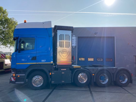 2017 スカニア R 730 8×4