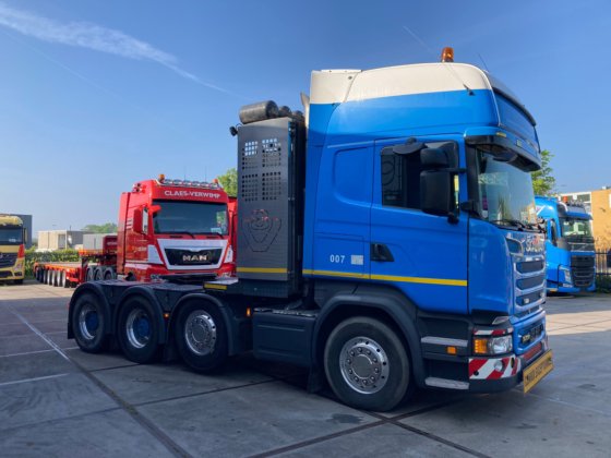 2017 スカニア R 730 8×4