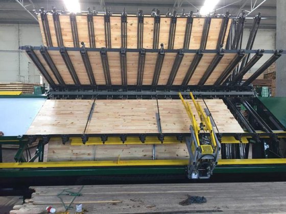 Taylor Side Loading Automated Clamp