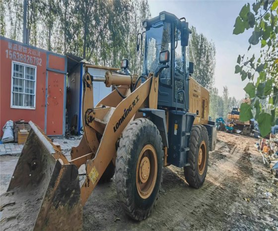 2017 Lonking LG833N