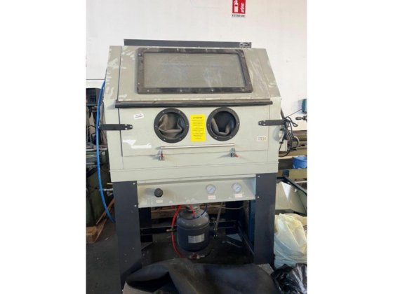 WORKING PEDESTRIAN SANDBLASTING MACHINE DIMENSIONS: