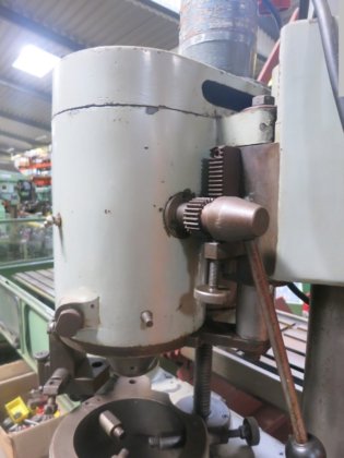 Centering machine #1077-03304