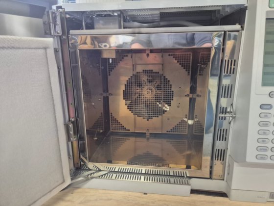 SHIMADZU GC-2010 With AOC-20i +
