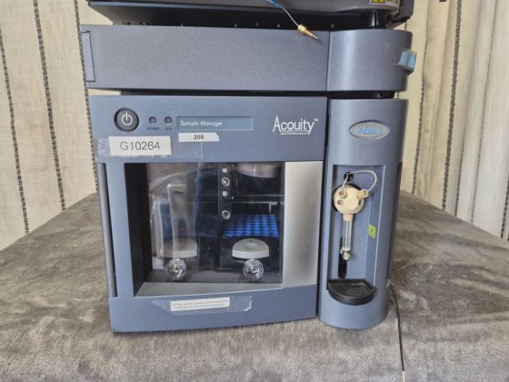 WATERS ACQUITY With SAMPLE MANAGER