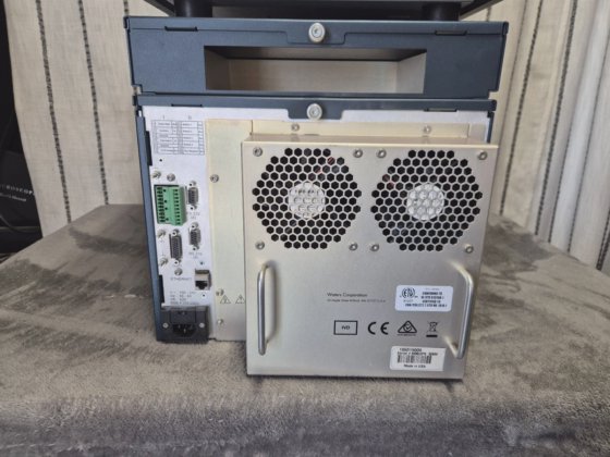 WATERS ACQUITY With SAMPLE MANAGER