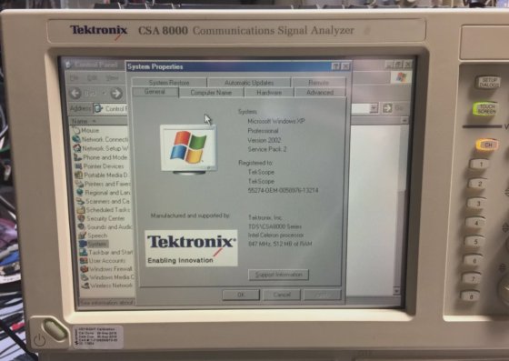 Tektronix CSA8000 Communications Signal Analyzer