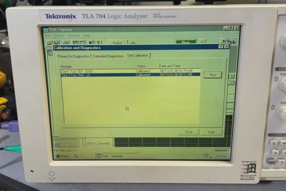 Tektronix TLA704 Portable Color Logic
