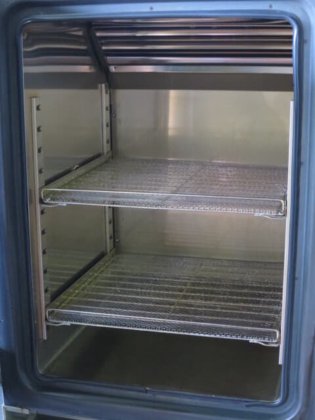 1999 【中古品】エスペック 低温恒温器 PG-2KPH