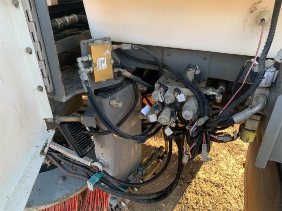 2015 Wayne GLADIATOR Barrendero