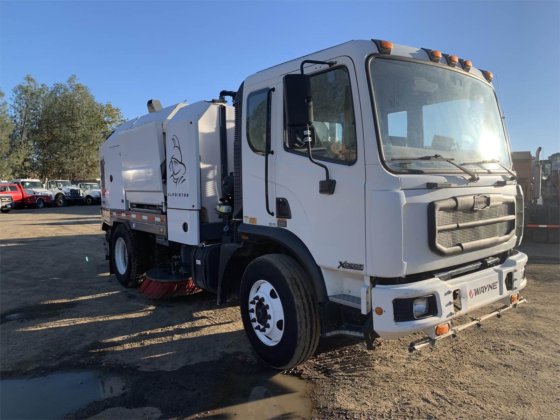 2015 Wayne GLADIATOR Barrendero