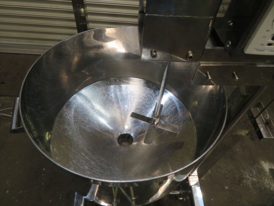 2013 (有)光陽機械製作所 クリームプレッサー