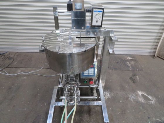 2013 (有)光陽機械製作所 クリームプレッサー