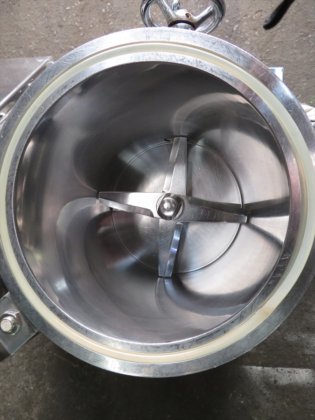 2001 株式会社 セイシン企業 SEG-200W2型（特殊型）