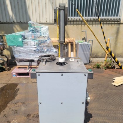 2013 ナカヤ工業 株式会社 NT-11型