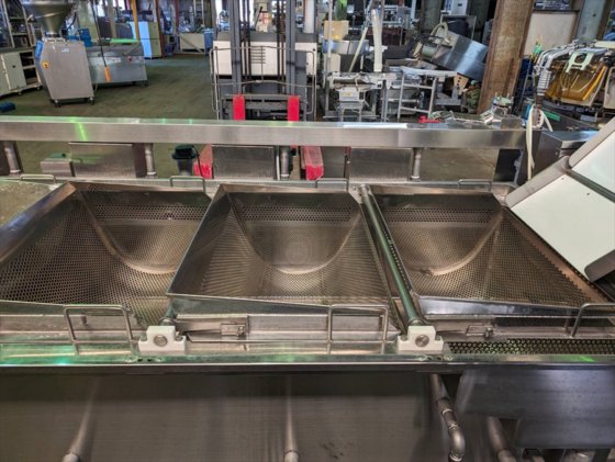 2013 (株)クレオ 野菜洗浄殺菌装置 クレール