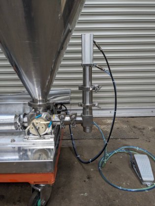 2017 株式会社 アラハタフードマシン ESK型（横型）