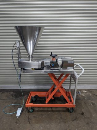 2017 株式会社 アラハタフードマシン ESK型（横型）