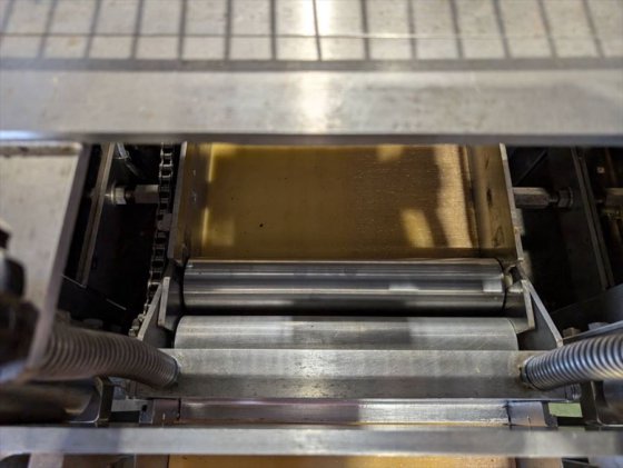 2004 (株)タカハシ 高橋式高速裁断機