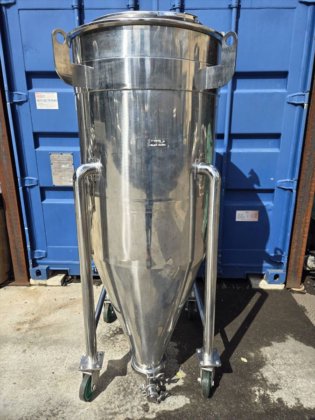 ステンレスタンク④