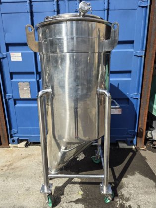 ステンレスタンク⑥