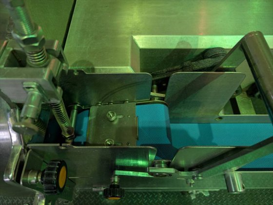 2018 吉泉産業 株式会社 YS-6000W