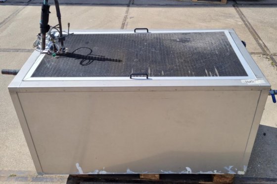 跌落膜浸没换热器