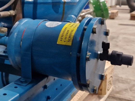 液体受信機 80 リットル