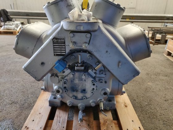 Gram HC 8100