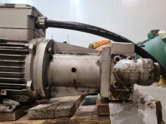 サブローオイルポンプ