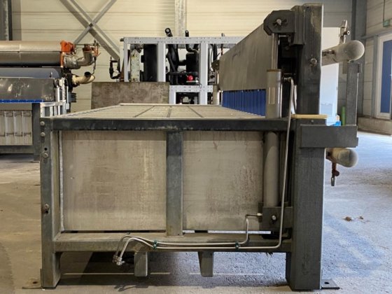 ジャックストーン板凍結機