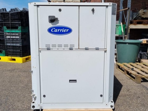 キャリア 30 RA 070