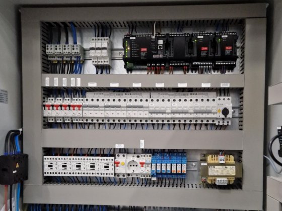 BitzerのCO2設置とコールドルーム