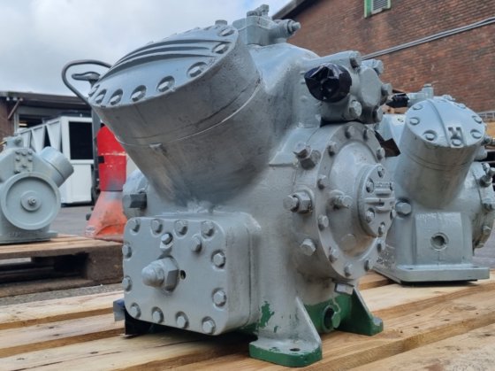 カーライル / キャリア 5F40