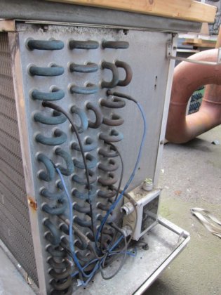 ヘルプマン LA 145 E