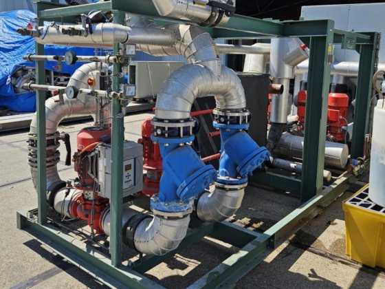 ビッツァー水冷式ねじ圧縮機セット