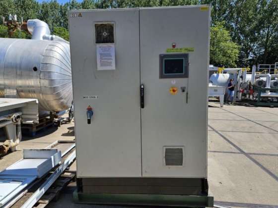 ビッツァー水冷式ねじ圧縮機セット