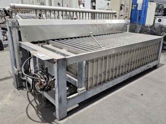 ジャックストーン板凍結機