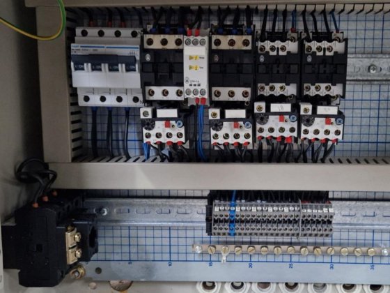 卡莱尔/卡里尔 06 VM 721 E