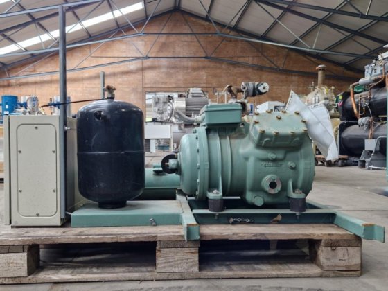 卡莱尔/卡里尔 06 VM 721 E