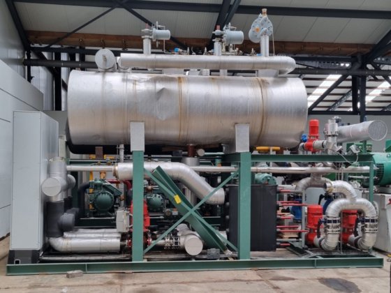 ビッツァー水冷式ねじ圧縮機セット