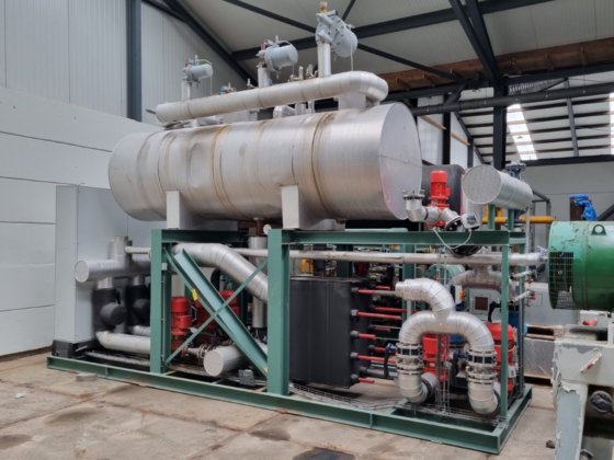 ビッツァー水冷式ねじ圧縮機セット