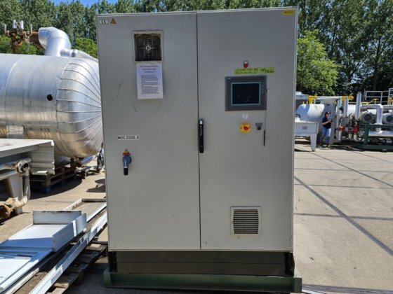 ビッツァー水冷式ねじ圧縮機セット