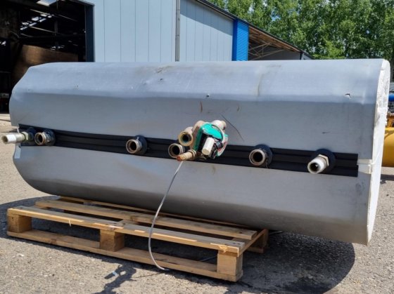 液体接收器 700 升